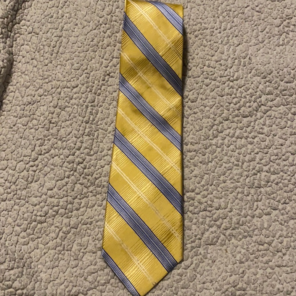 Michael Kors yellow and blue tie